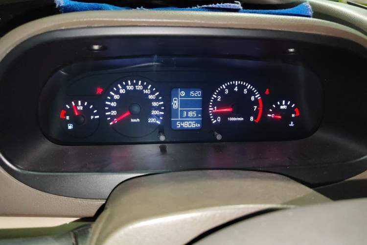 Used Chery Fengyun 2 2010 Hatchback 1.5L Ambition Model Odometer Close Up
