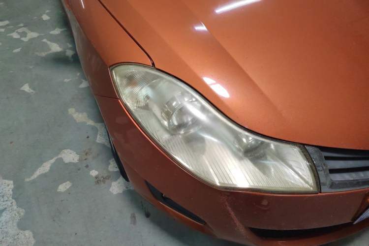 Used Chery Fengyun 2 2010 Hatchback 1.5L Ambition Model Right Front Headlight