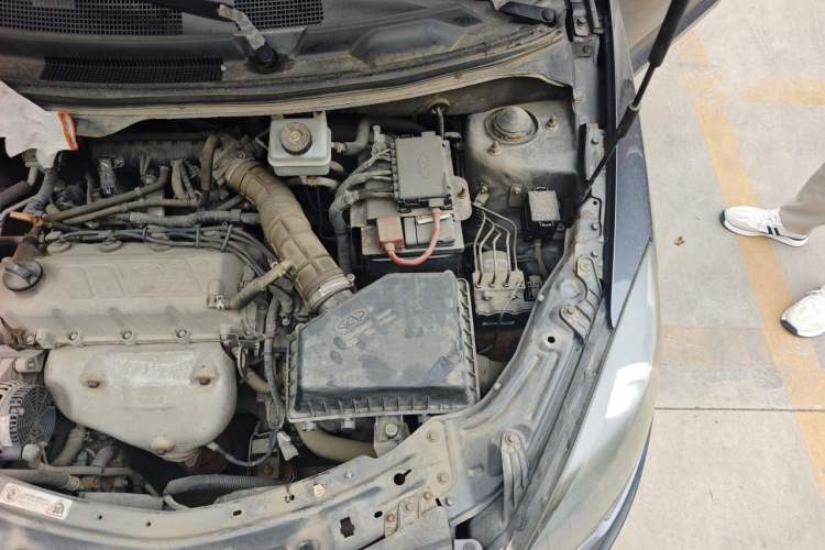 Used Chery Fengyun 2 2013 Hatchback 1.5L Manual Ruiyi Edition Engine Bay Left