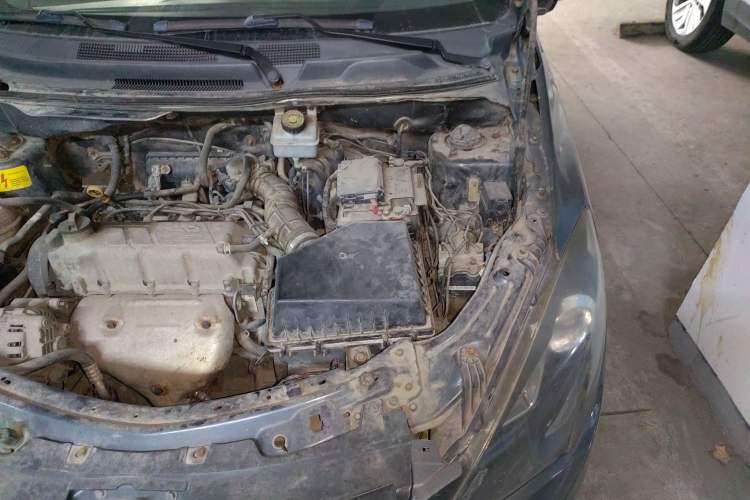 Used Chery Fengyun 2 2013 Hatchback 1.5L Manual Ruiyi Edition Engine Bay Left