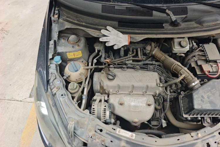Used Chery Fengyun 2 2013 Hatchback 1.5L Manual Ruiyi Edition Engine Bay Right