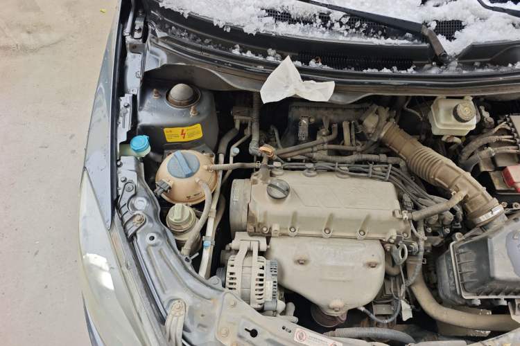 Used Chery Fengyun 2 2013 Hatchback 1.5L Manual Ruiyi Edition Engine Bay Right