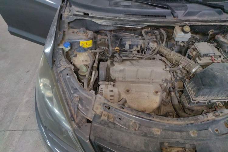 Used Chery Fengyun 2 2013 Hatchback 1.5L Manual Ruiyi Edition Engine Bay Right