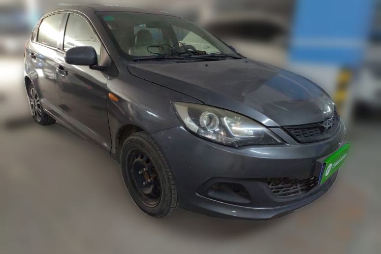 Used Chery Fengyun 2 2013 Hatchback 1.5L Manual Ruiyi Edition Front Right 45 Deg