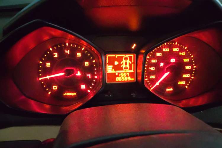 Used Chery Fengyun 2 2013 Hatchback 1.5L Manual Ruiyi Edition Instrument Cluster