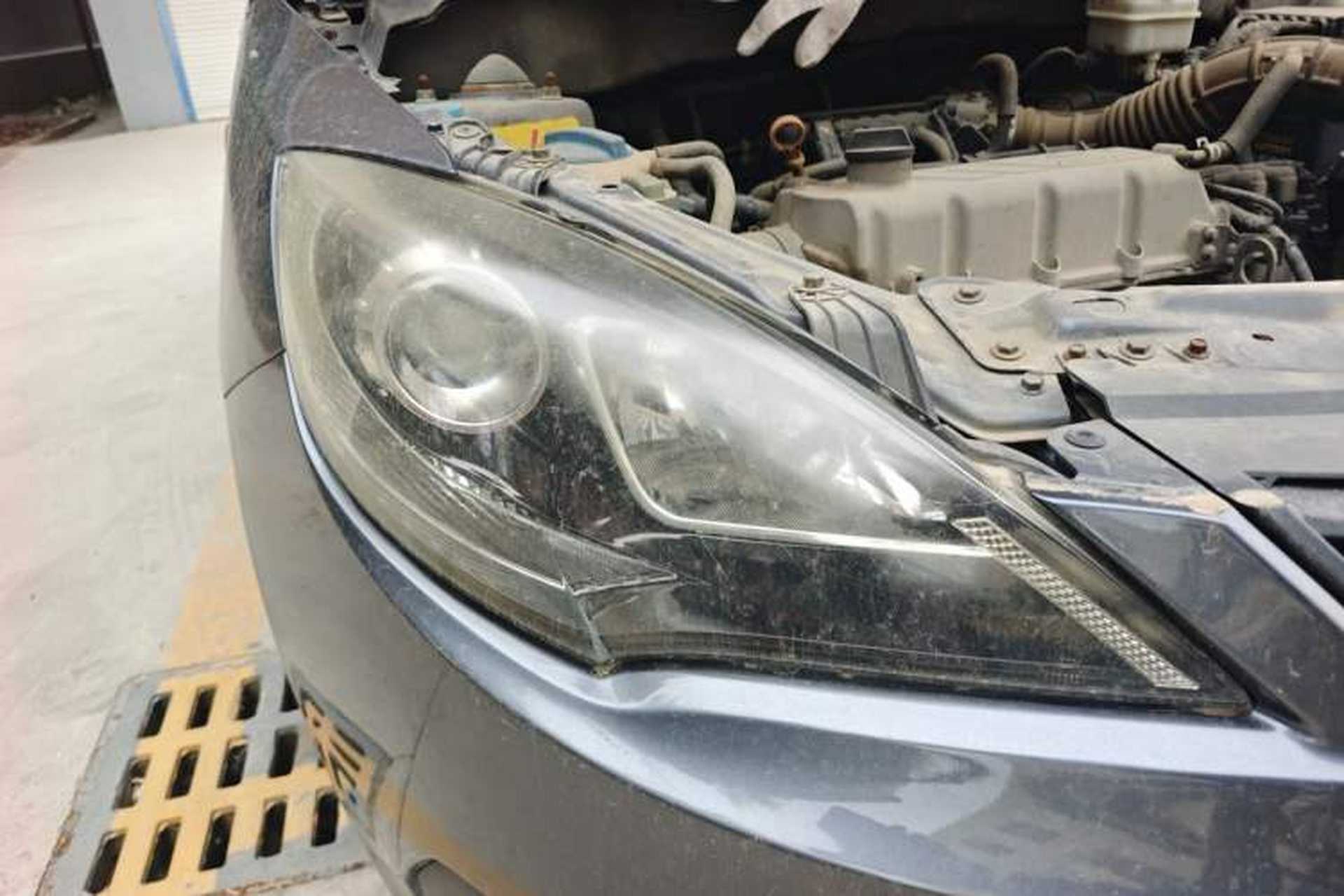 Used Chery Fengyun 2 2013 Hatchback 1.5L Manual Ruiyi Edition Right Front Headlight