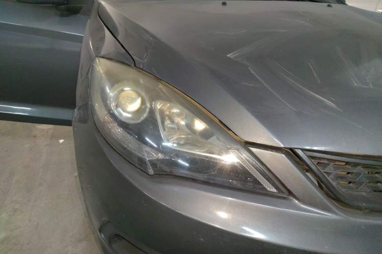 Used Chery Fengyun 2 2013 Hatchback 1.5L Manual Ruiyi Edition Right Front Headlight
