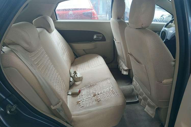 Used Chery Fengyun 2 2013 Hatchback 1.5L Manual Kuaiyi Edition Right Rear Seat
