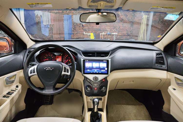 Used Chery Fengyun 2 2013 Hatchback 1.5L Manual Ruiyi Edition Center Console