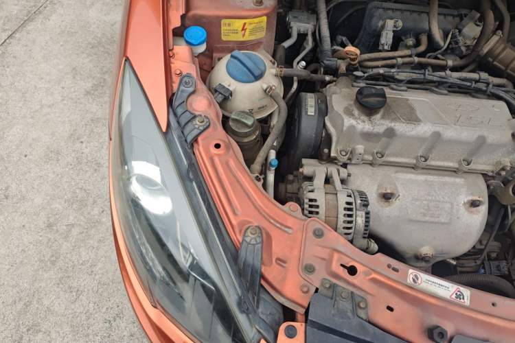 Used Chery Fengyun 2 2013 Hatchback 1.5L Manual Ruiyi Edition Engine Bay Right