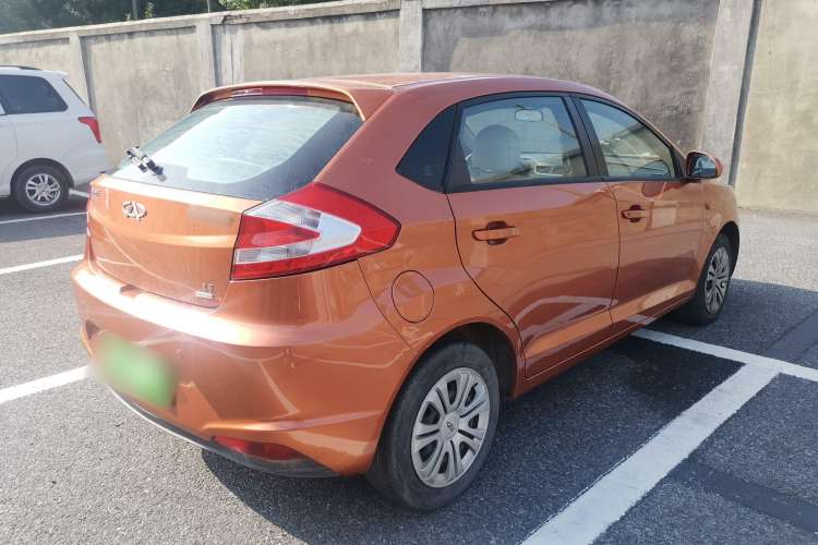 Used Chery Fengyun 2 2013 Hatchback 1.5L AMT Ruìyì Edition Exterior 3
