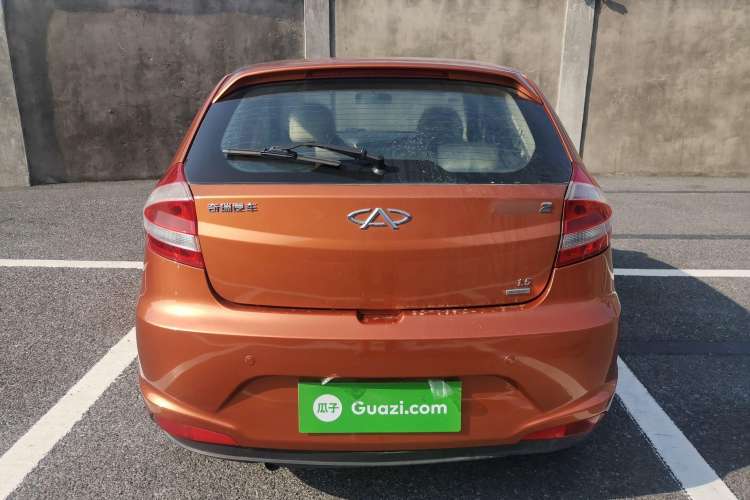 Used Chery Fengyun 2 2013 Hatchback 1.5L AMT Ruìyì Edition Exterior 4