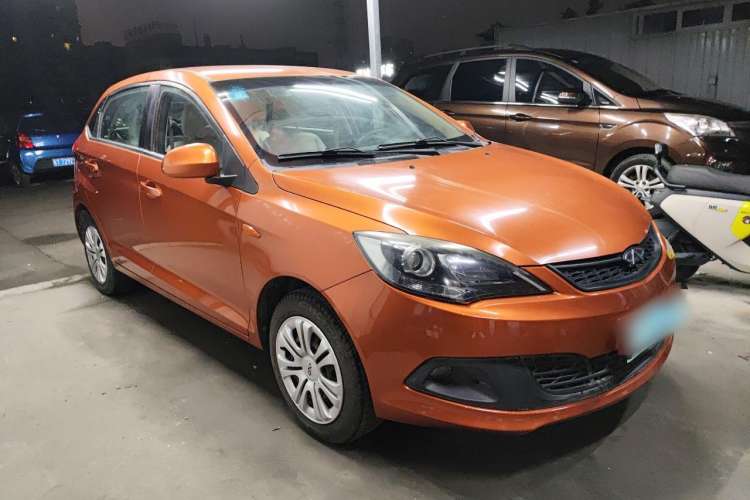Used Chery Fengyun 2 2013 Hatchback 1.5L Manual Ruiyi Edition Front Right 45 Deg