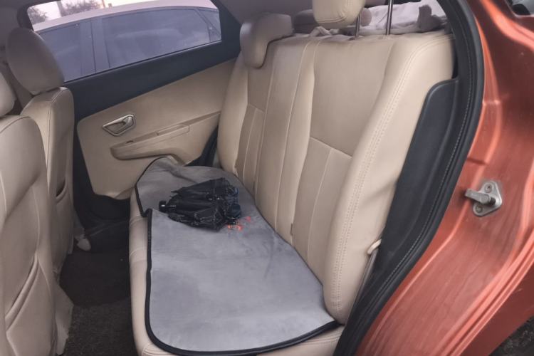 Used Chery Fengyun 2 2013 Hatchback 1.5L Manual Ruiyi Edition Left Rear Seat