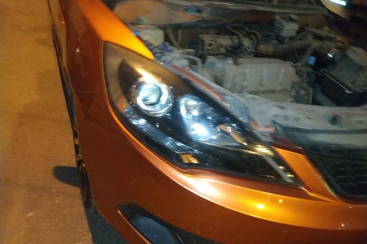 Used Chery Fengyun 2 2013 Hatchback 1.5L Manual Ruiyi Edition Right Front Headlight