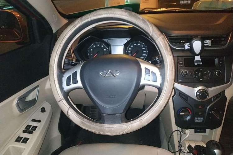 Used Chery Fengyun 2 2013 Hatchback 1.5L Manual Ruiyi Edition Steering Wheel