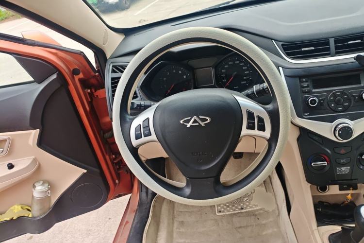 Used Chery Fengyun 2 2013 Hatchback 1.5L Manual Ruiyi Edition Steering Wheel