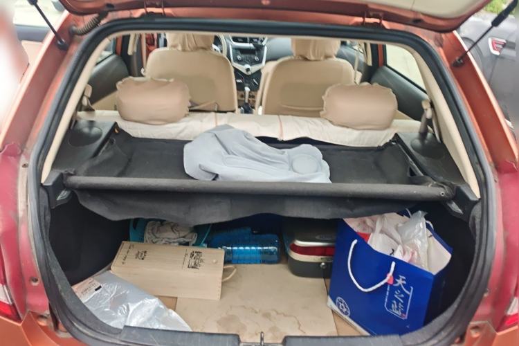 Used Chery Fengyun 2 2013 Hatchback 1.5L Manual Ruiyi Edition Trunk