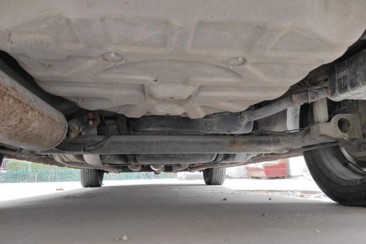 Used Chery Fengyun 2 2013 Hatchback 1.5L Manual Ruiyi Edition Chassis Rear