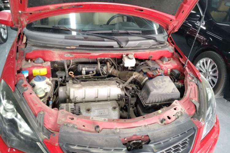Used Chery Fengyun 2 2013 Hatchback 1.5L Manual Ruiyi Edition Engine Bay