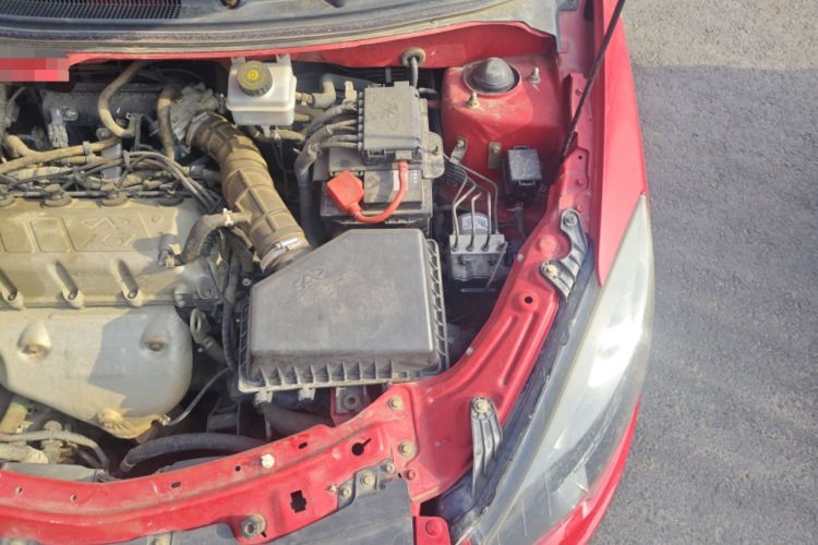 Used Chery Fengyun 2 2013 Hatchback 1.5L Manual Ruiyi Edition Engine Bay Left