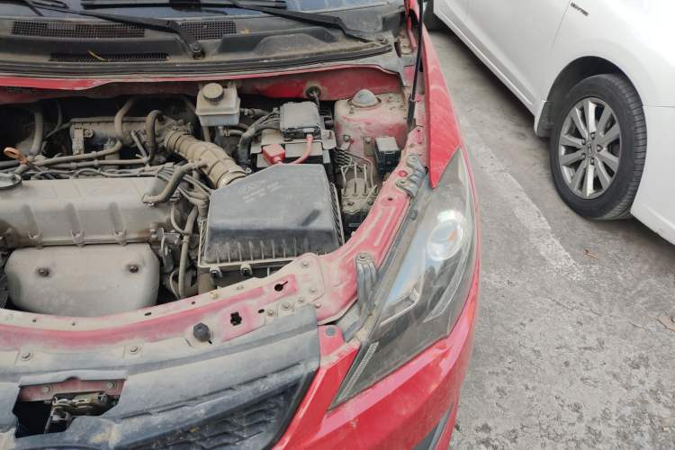 Used Chery Fengyun 2 2013 Hatchback 1.5L Manual Ruiyi Edition Engine Bay Left