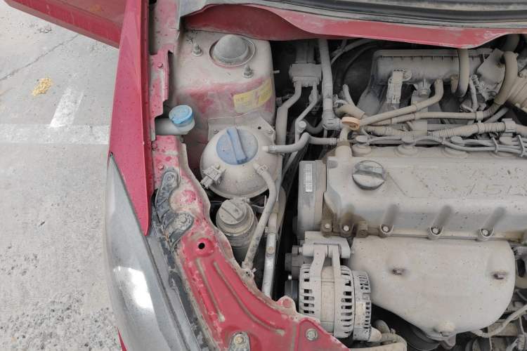 Used Chery Fengyun 2 2013 Hatchback 1.5L Manual Ruiyi Edition Engine Bay Right