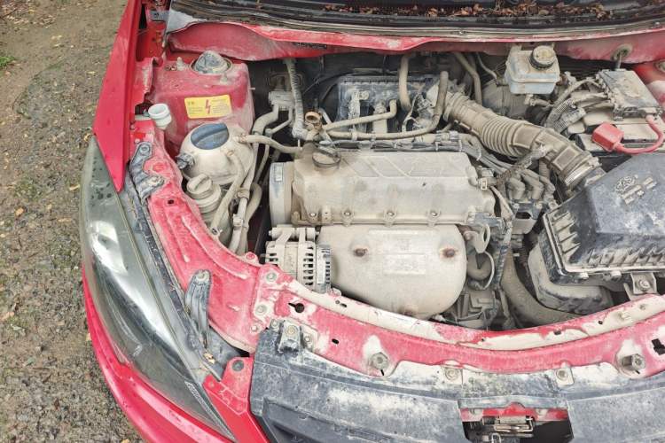 Used Chery Fengyun 2 2013 Hatchback 1.5L Manual Ruiyi Edition Engine Bay Right