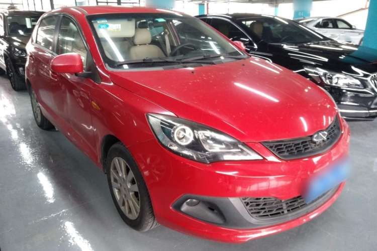Used Chery Fengyun 2 2013 Hatchback 1.5L Manual Ruiyi Edition Front Right 45 Deg