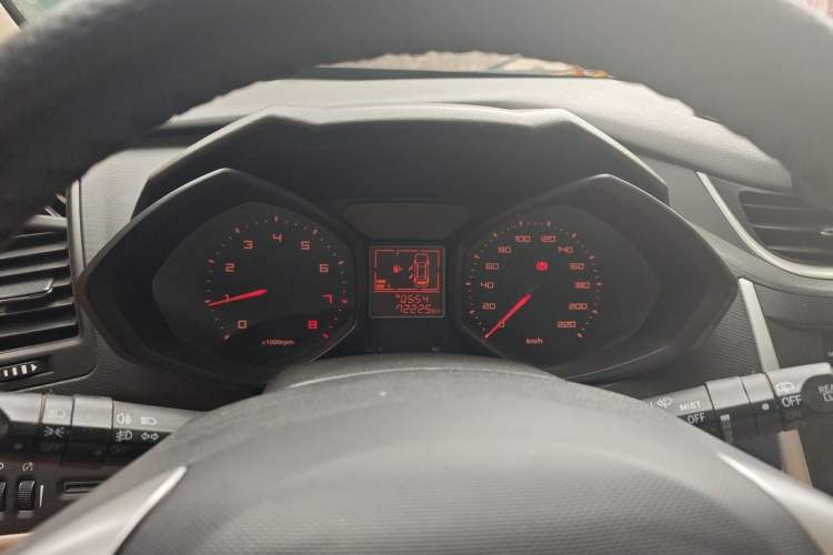 Used Chery Fengyun 2 2013 Hatchback 1.5L Manual Ruiyi Edition Instrument Cluster