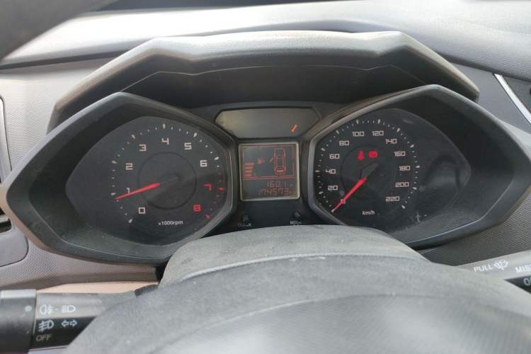Used Chery Fengyun 2 2013 Hatchback 1.5L Manual Ruiyi Edition Instrument Cluster