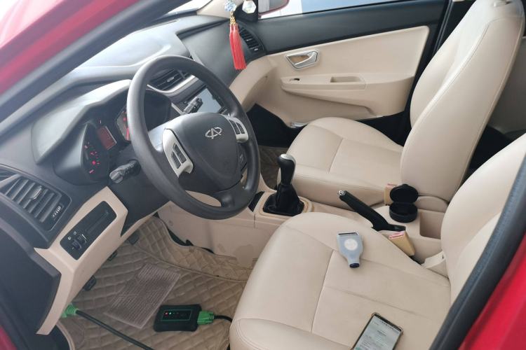 Used Chery Fengyun 2 2013 Hatchback 1.5L Manual Ruiyi Edition Left Front Seat