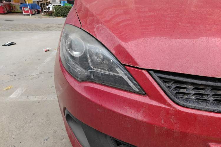 Used Chery Fengyun 2 2013 Hatchback 1.5L Manual Ruiyi Edition Right Front Headlight