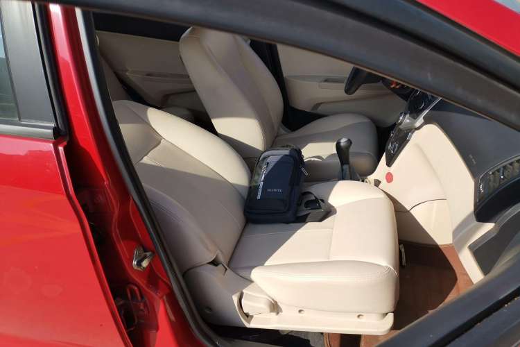 Used Chery Fengyun 2 2013 Hatchback 1.5L Manual Ruiyi Edition Right Front Seat