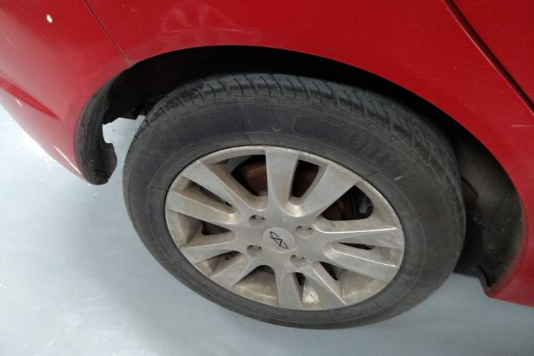 Used Chery Fengyun 2 2013 Hatchback 1.5L Manual Ruiyi Edition Right Rear Wheel Hub