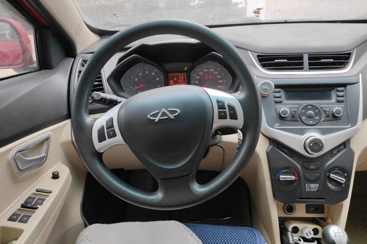 Used Chery Fengyun 2 2013 Hatchback 1.5L Manual Ruiyi Edition Steering Wheel