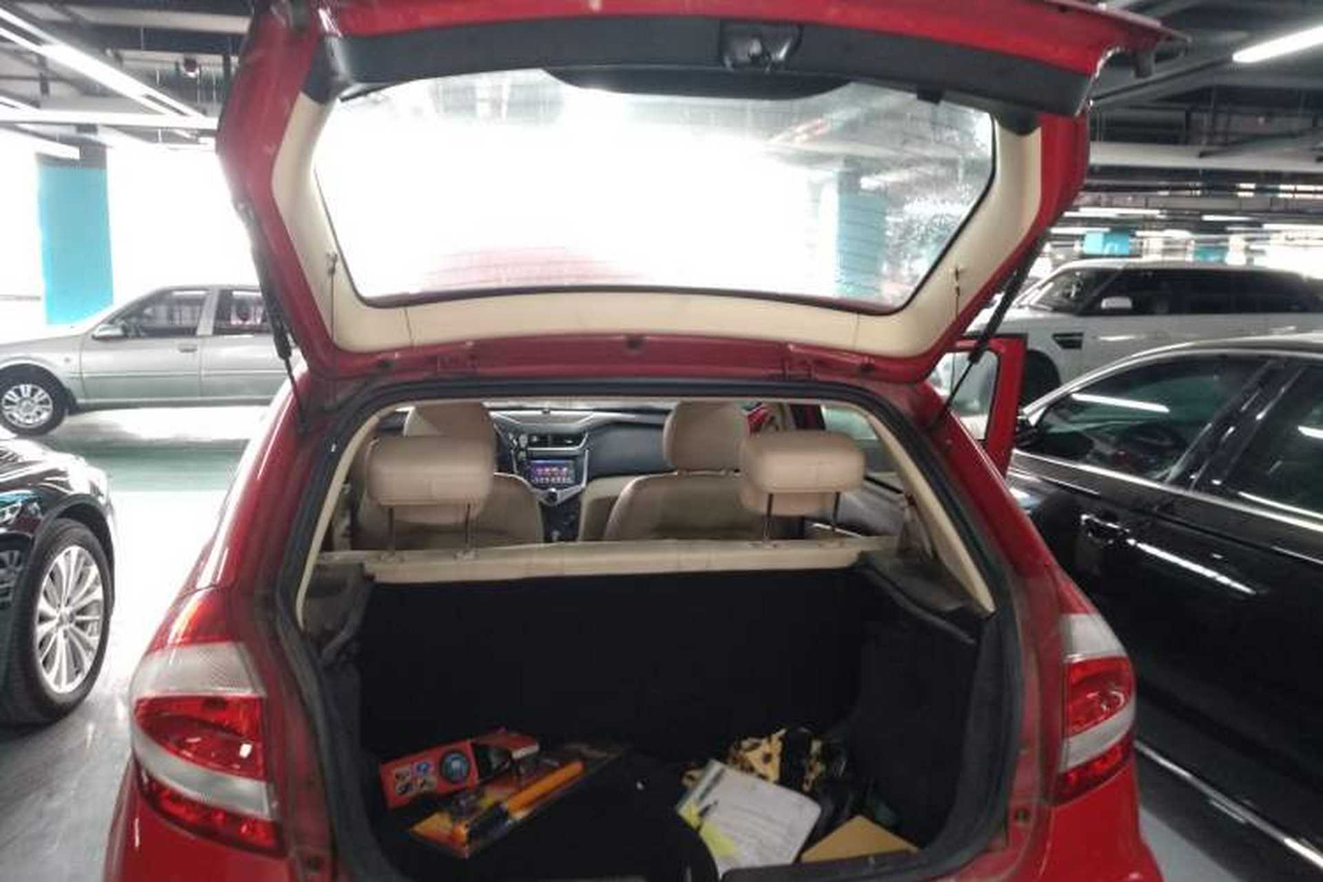 Used Chery Fengyun 2 2013 Hatchback 1.5L Manual Ruiyi Edition Trunk