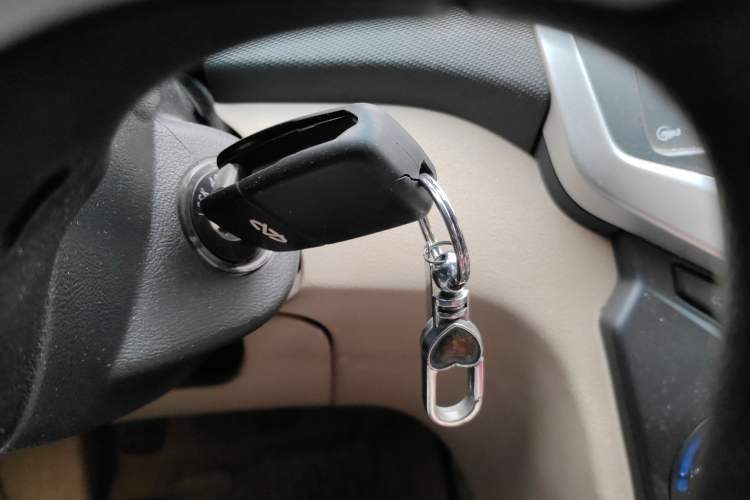 Used Chery Fengyun 2 2013 Hatchback 1.5L Manual Ruiyi Edition Vehicle Key