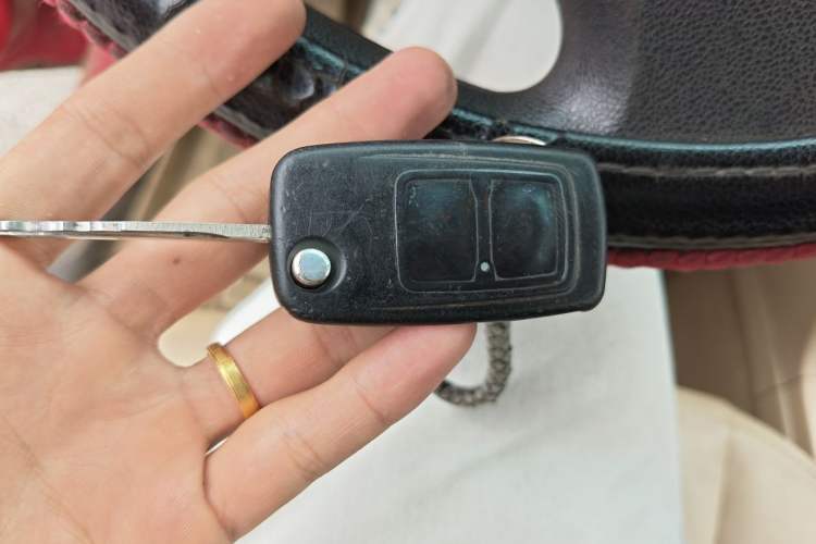 Used Chery Fengyun 2 2013 Hatchback 1.5L Manual Ruiyi Edition Vehicle Key