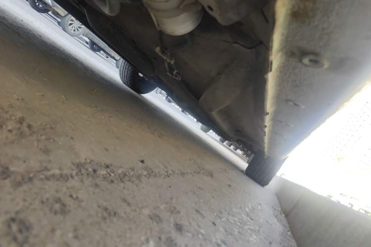 Used Chery Fengyun 2 2013 Hatchback 1.5L Manual Ruiyi Edition Chassis Rear Right
