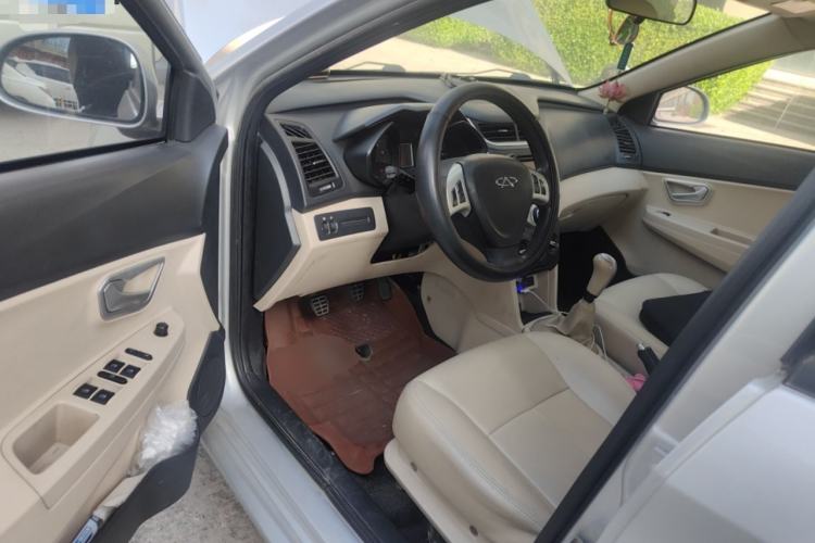 Used Chery Fengyun 2 2013 Hatchback 1.5L Manual Ruiyi Edition Driver Seat