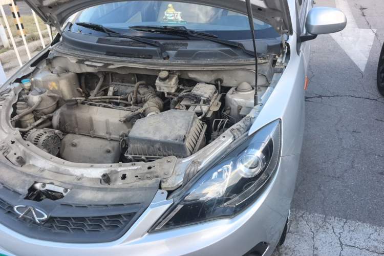 Used Chery Fengyun 2 2013 Hatchback 1.5L Manual Ruiyi Edition Engine Bay Left