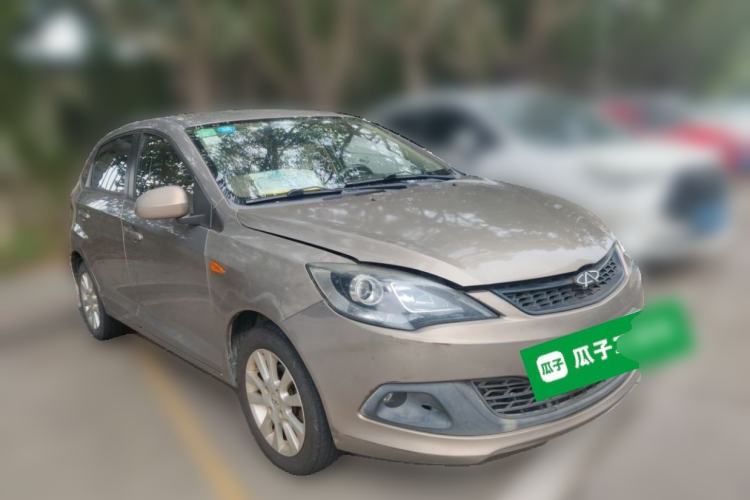 Used Chery Fengyun 2 2013 Hatchback 1.5L AMT Ruìyì Edition Front Right 45 Deg