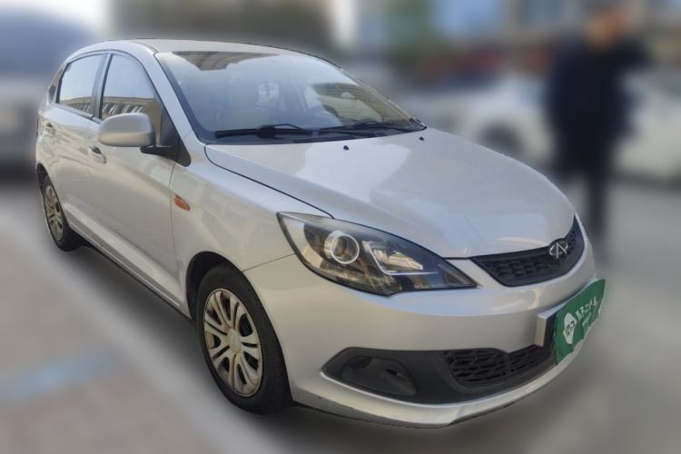 Used Chery Fengyun 2 2013 Hatchback 1.5L Manual Ruiyi Edition Front Right 45 Deg