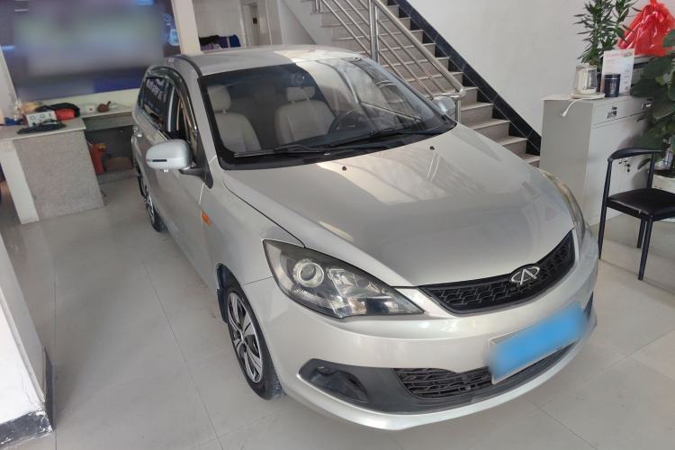 Used Chery Fengyun 2 2013 Hatchback 1.5L AMT Ruìyì Edition Front Right 45 Deg