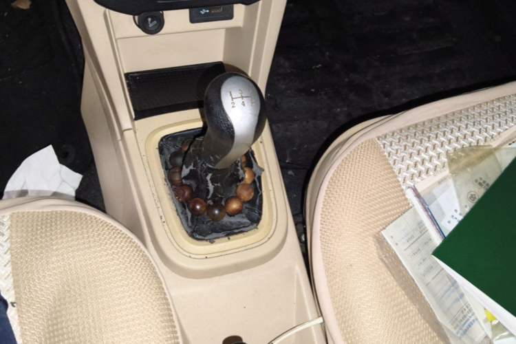 Used Chery Fengyun 2 2013 Hatchback 1.5L Manual Ruiyi Edition Gear Lever