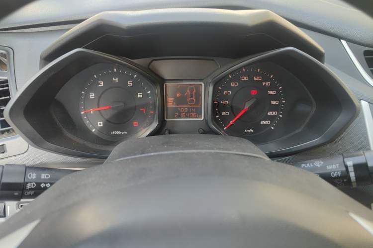 Used Chery Fengyun 2 2013 Hatchback 1.5L Manual Ruiyi Edition Instrument Cluster