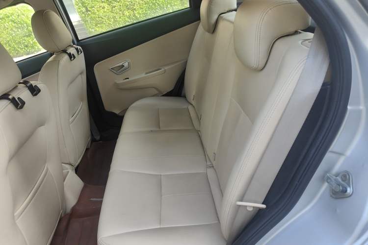 Used Chery Fengyun 2 2013 Hatchback 1.5L Manual Ruiyi Edition Left Rear Seat
