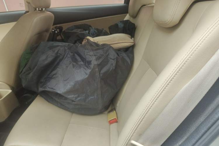 Used Chery Fengyun 2 2013 Hatchback 1.5L AMT Ruìyì Edition Left Rear Seat