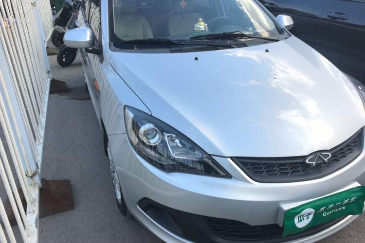 Used Chery Fengyun 2 2013 Hatchback 1.5L Manual Ruiyi Edition Right Front Headlight